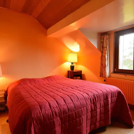 بيت للعطل Spacious Holiday In Ardennes With Garden
